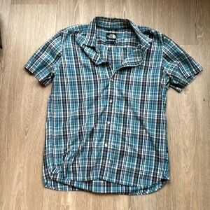 The North Face Shirt - Large